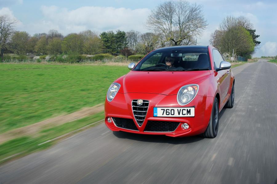  Alfa Romeo MiTo Twin Air 2014 года  (UK) (фото 2 из 23)